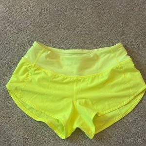 Lululemon Electric lemon size 2